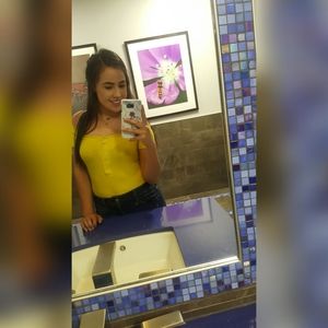 Meet your Posher, Arely